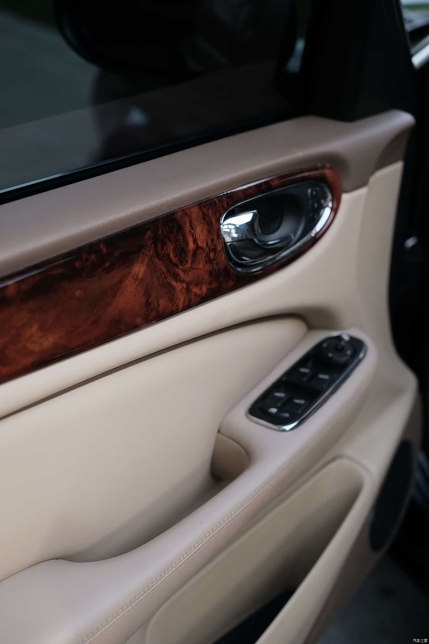 Jaguar XJ, 2007 8