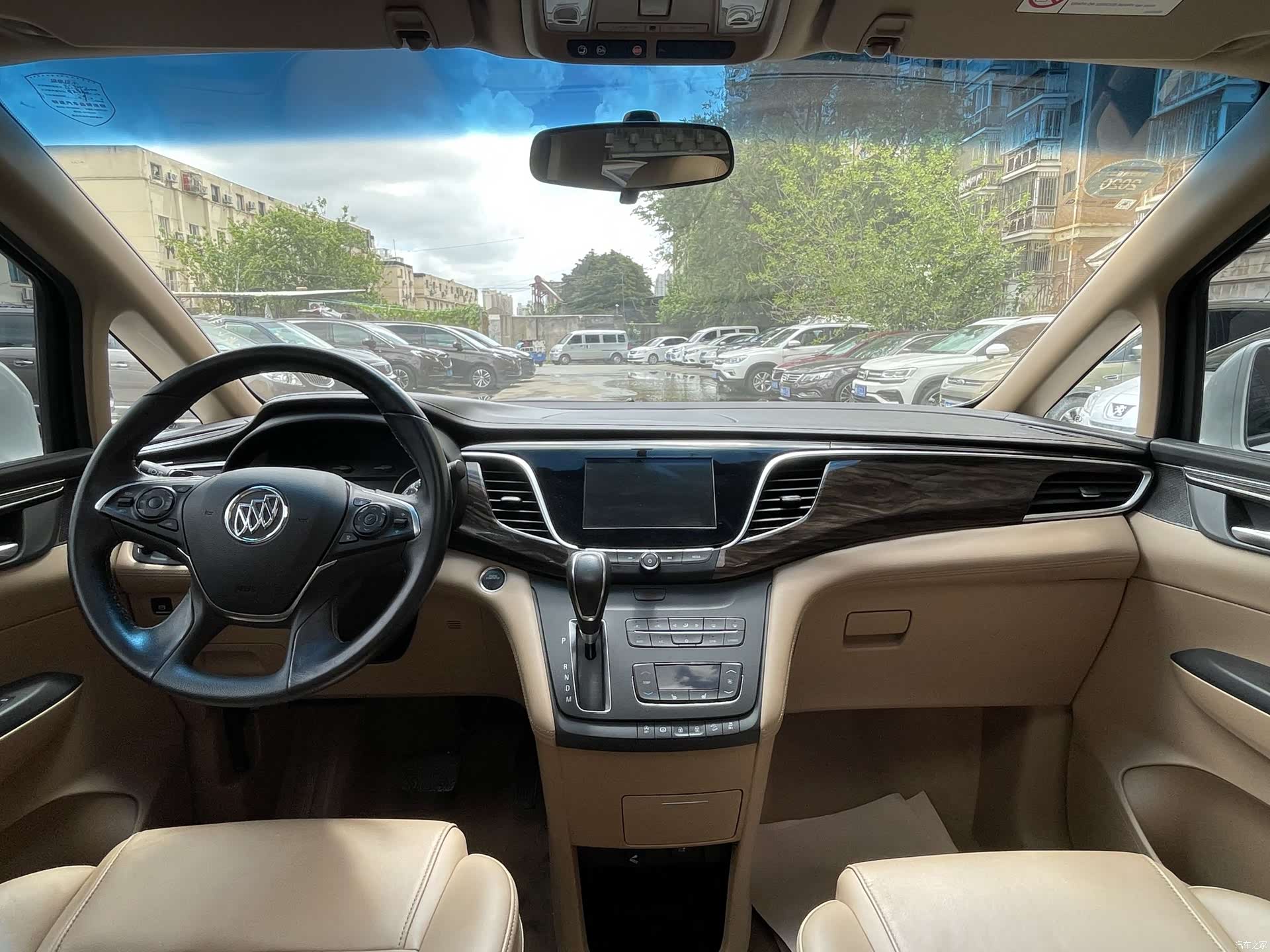 Buick GL8, 2018 10