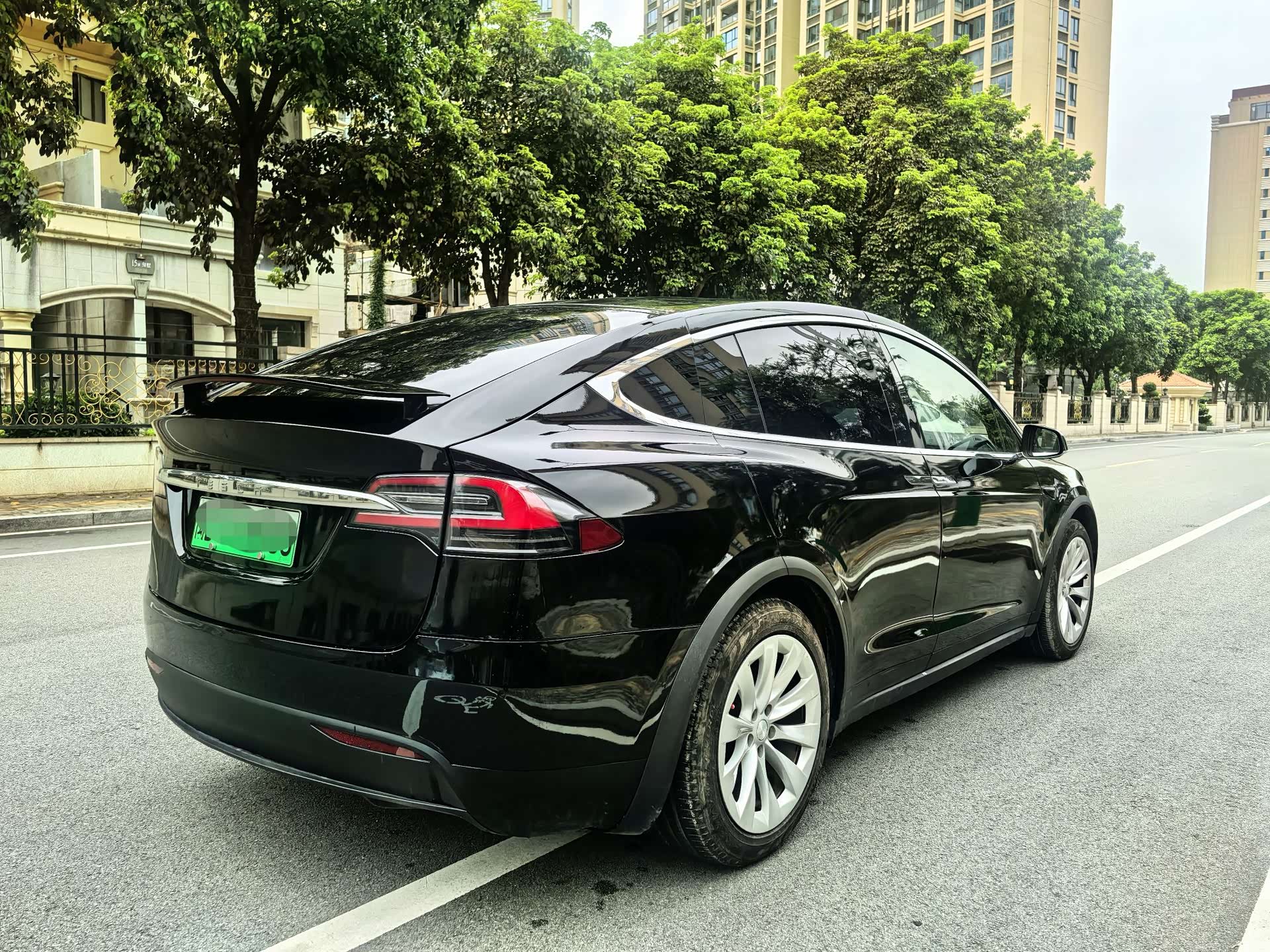 Tesla Model X, 2020 3