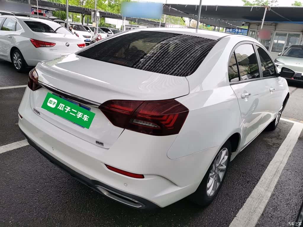 Geely Emgrand, 2021 7