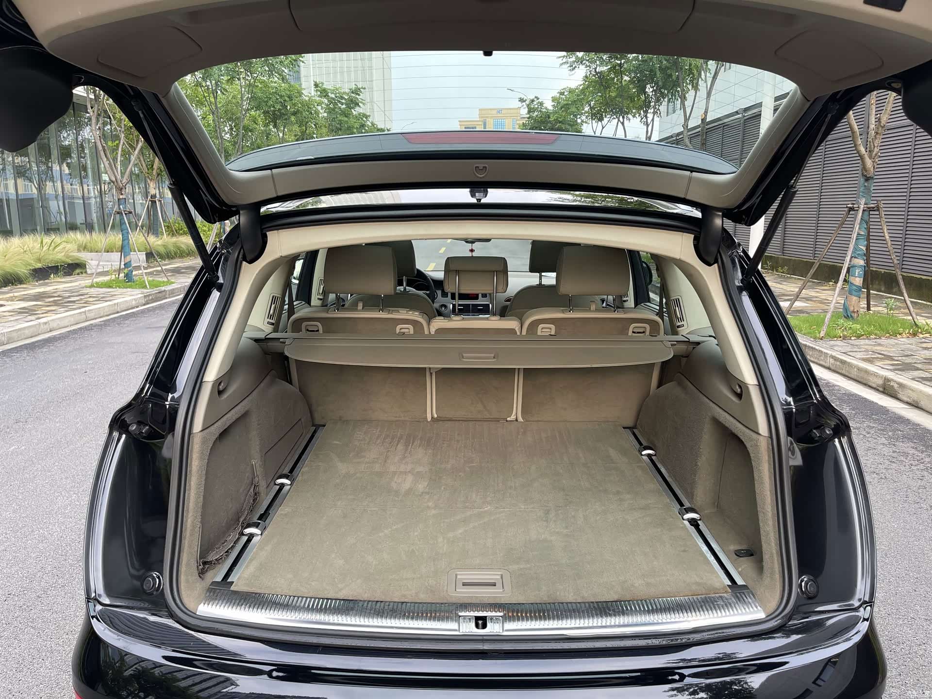 Audi Q7, 2011 18