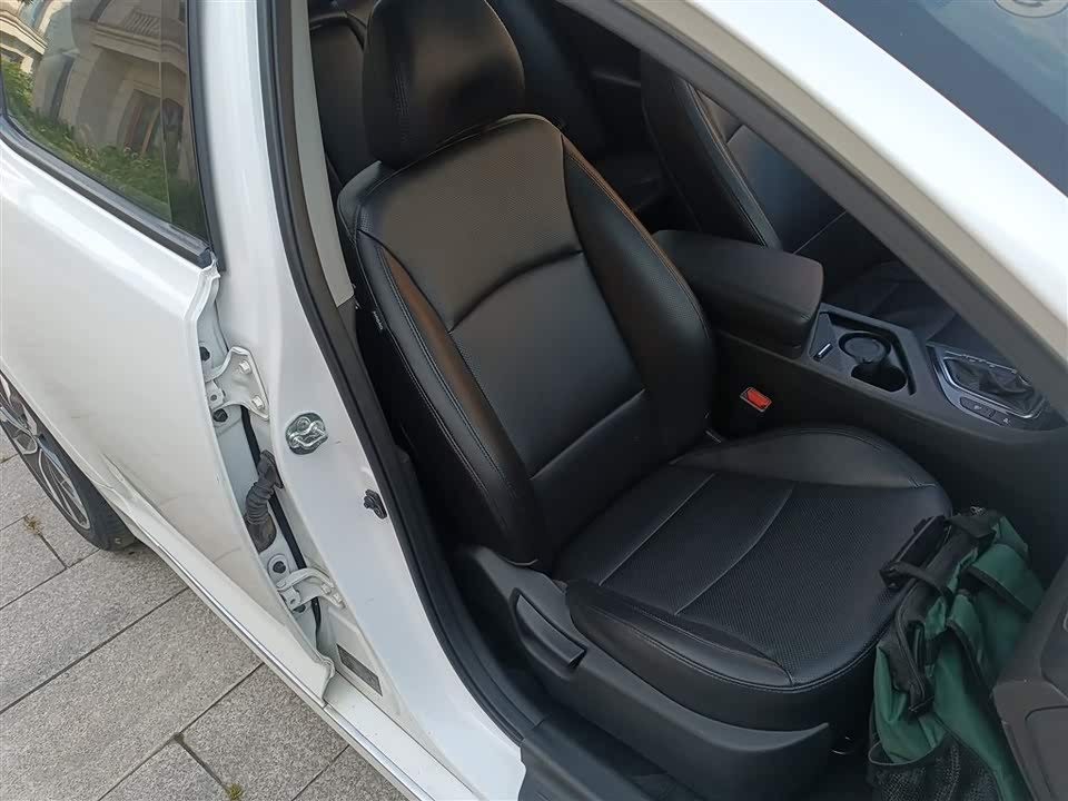 Kia K5 Kia K5