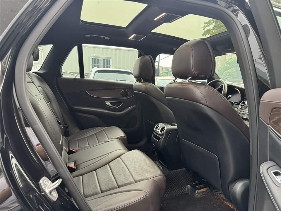 Mercedes-Benz GLC Mercedes-Benz GLC