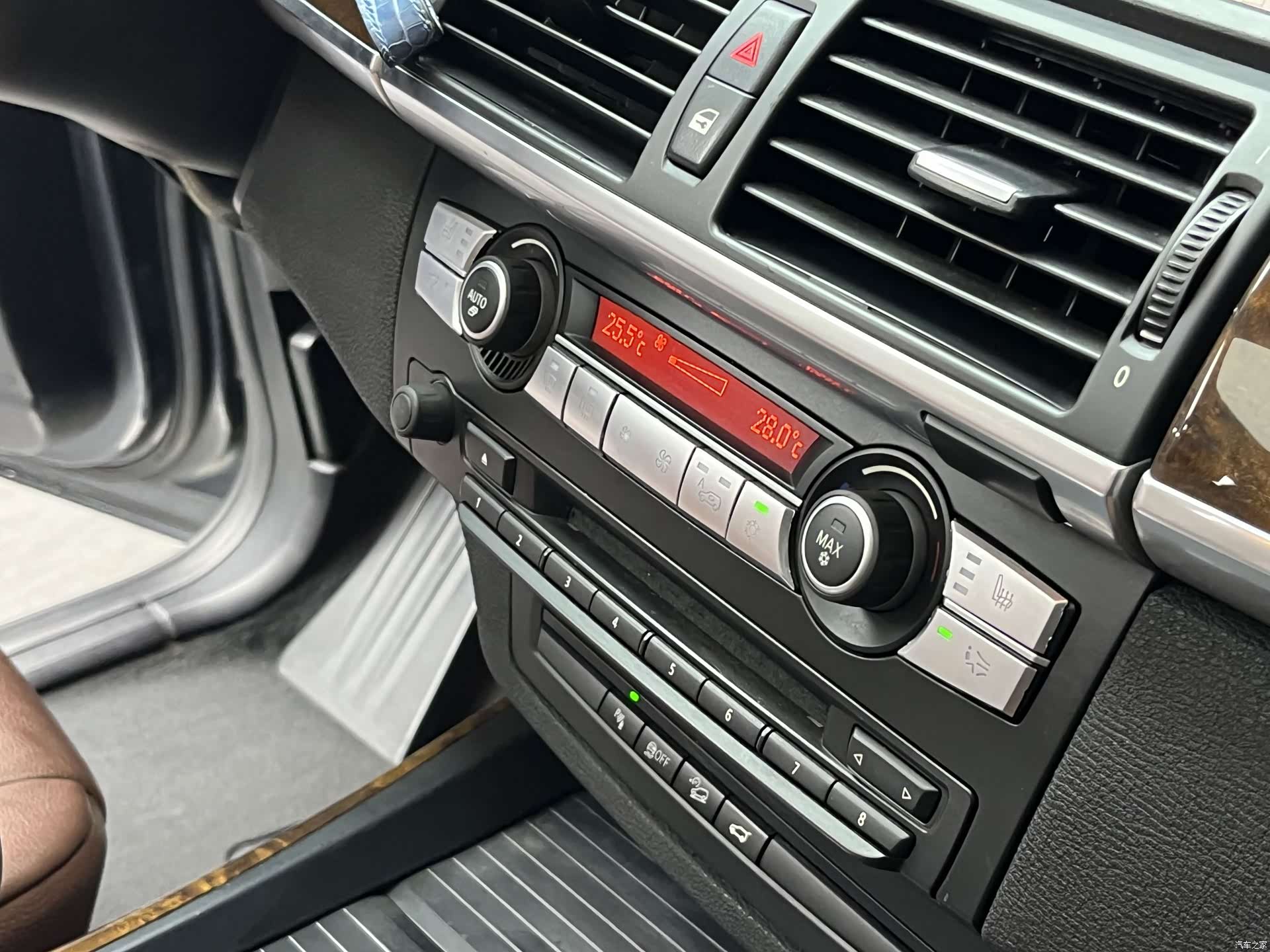 BMW X5, 2010 12