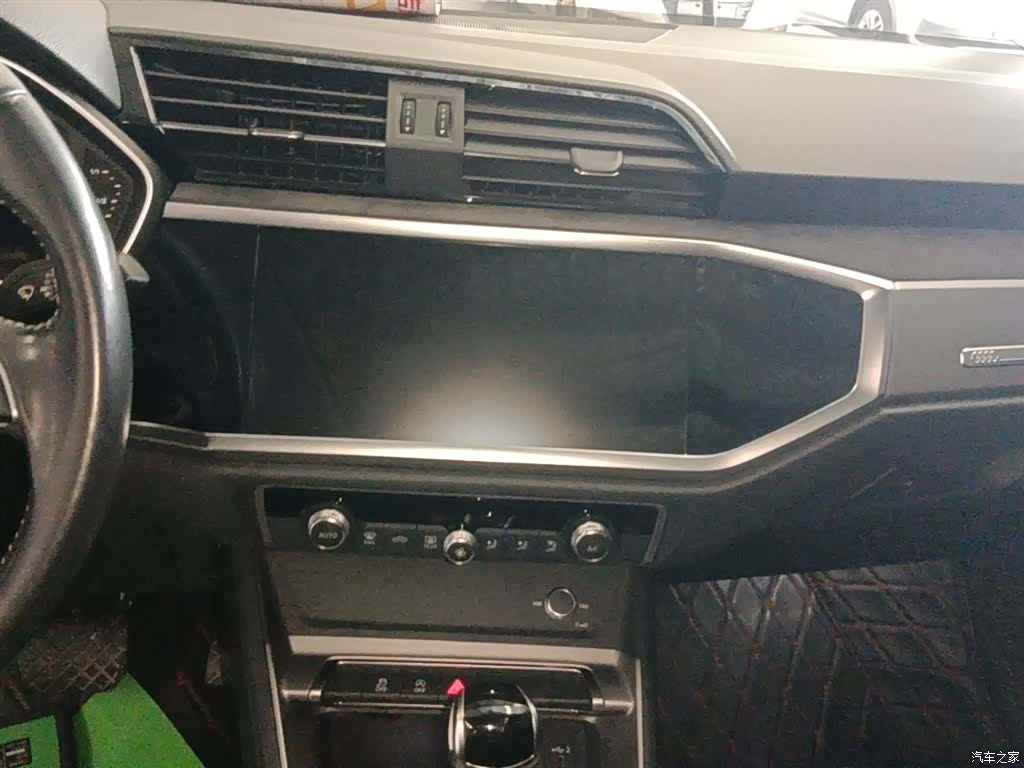 Audi Q3, 2020 13
