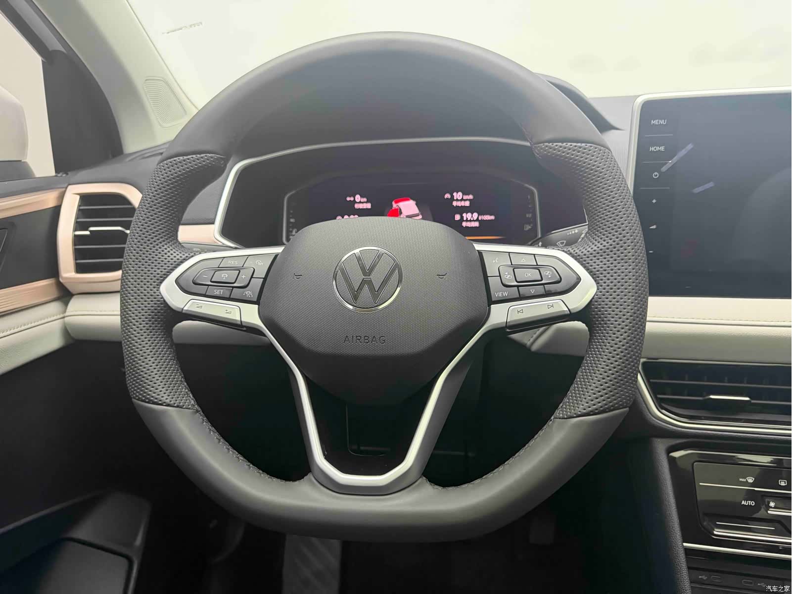 Volkswagen Tharu, 2024 12