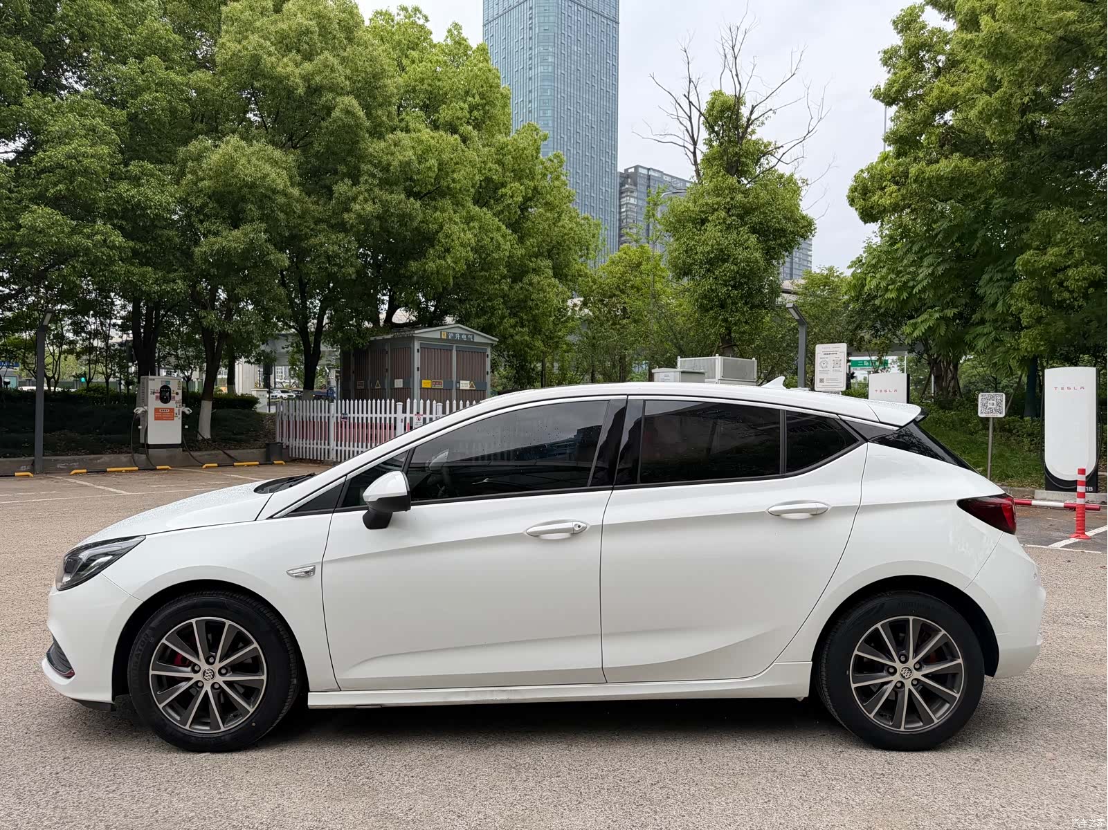 Buick Verano, 2017 7