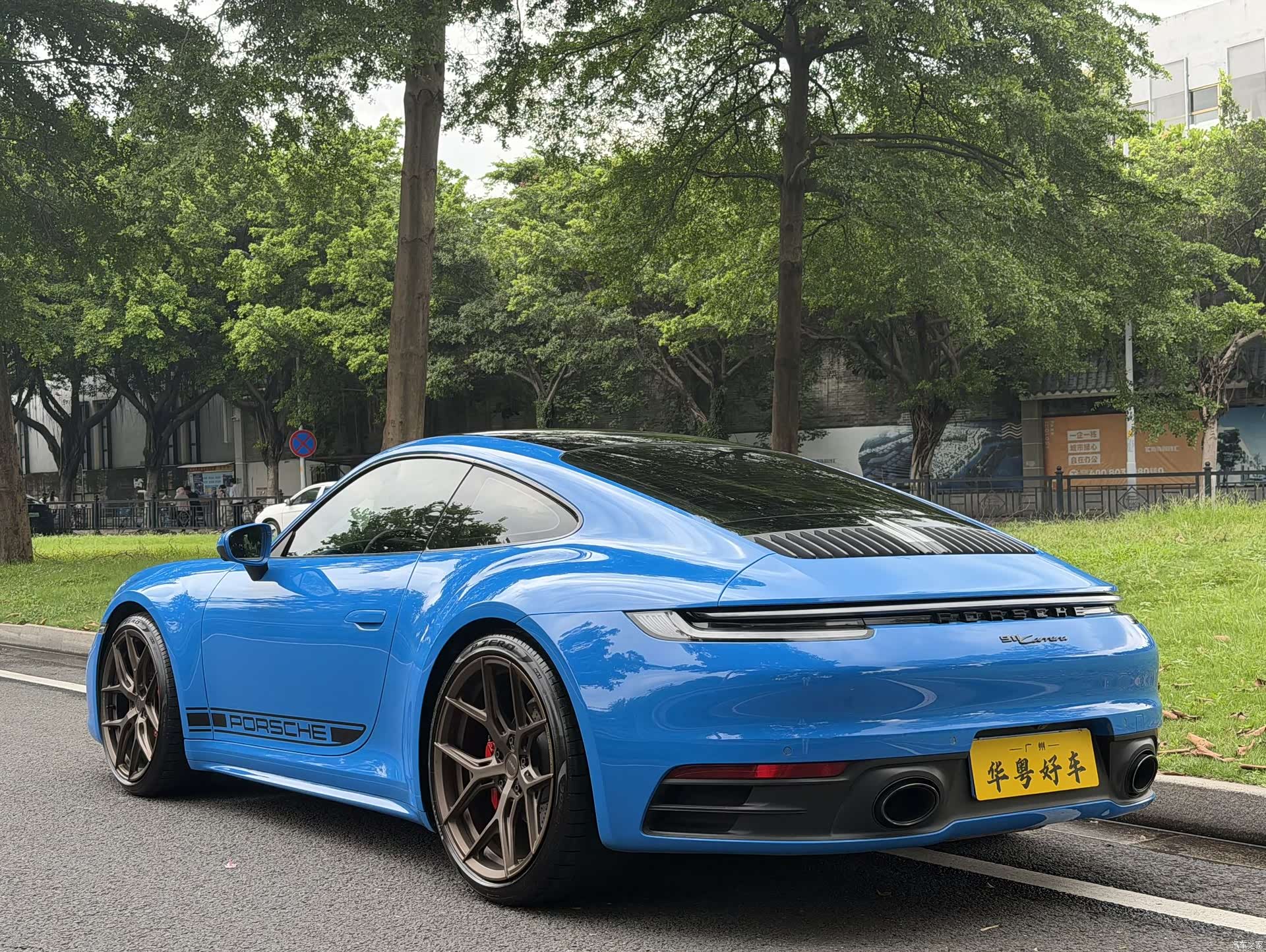 Porsche 911, 2022 4