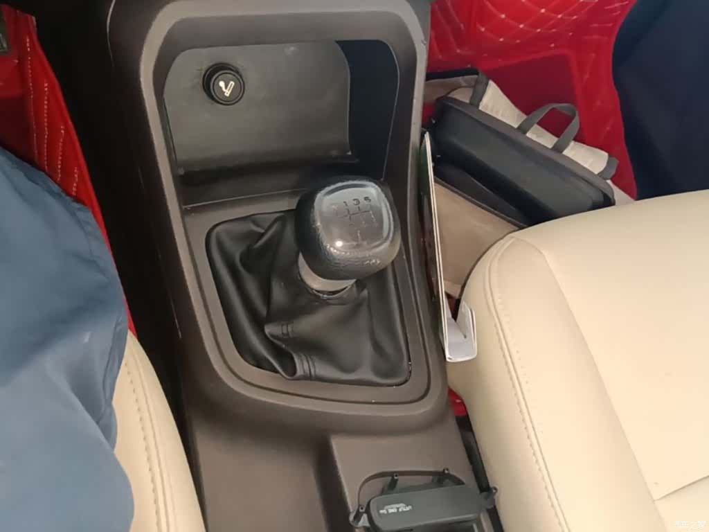 Wuling Hongguang, 2023 14