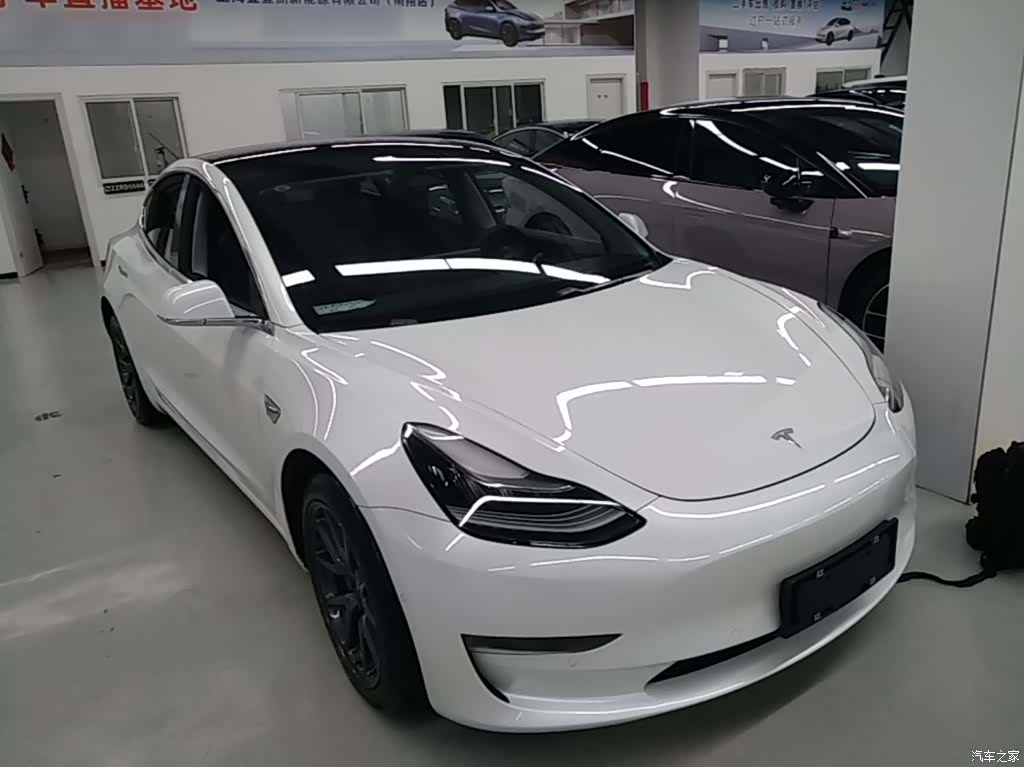Tesla Model 3, 2019 4
