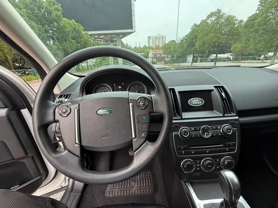 Land Rover Freelander 2