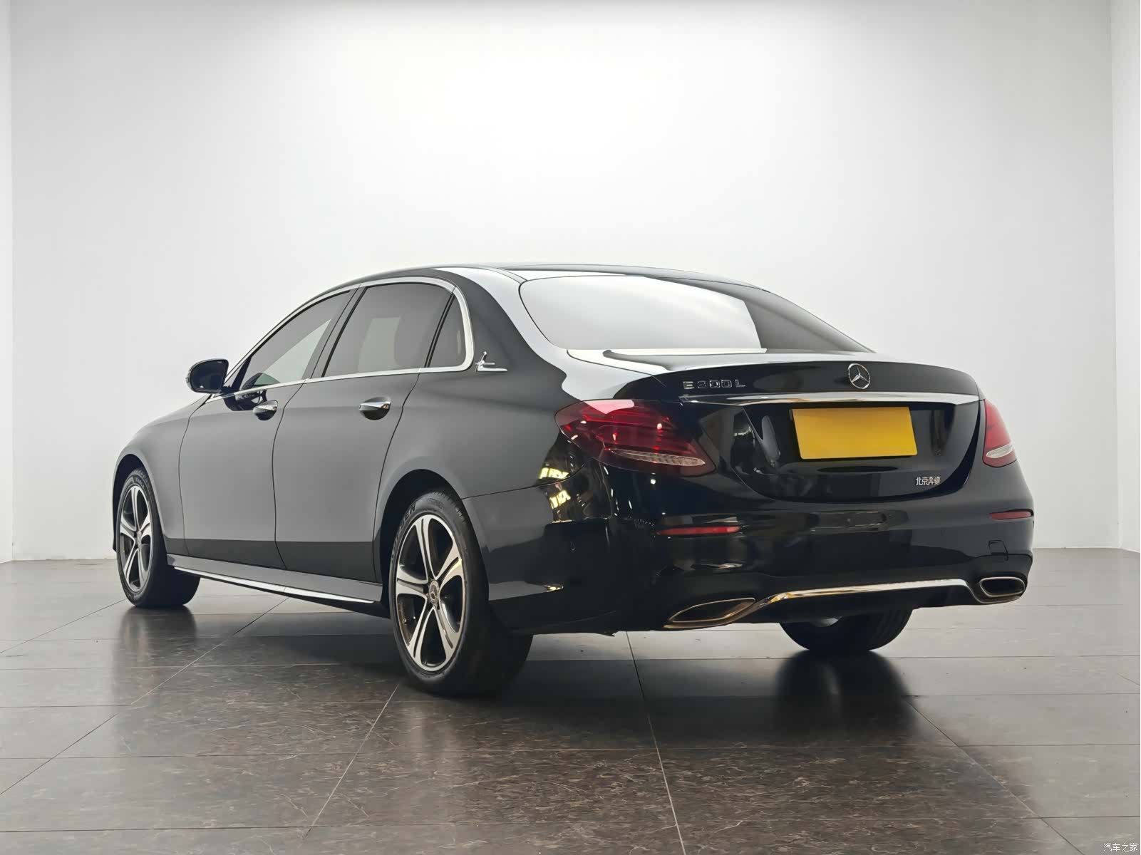 Mercedes-Benz E-Class, 2020 4