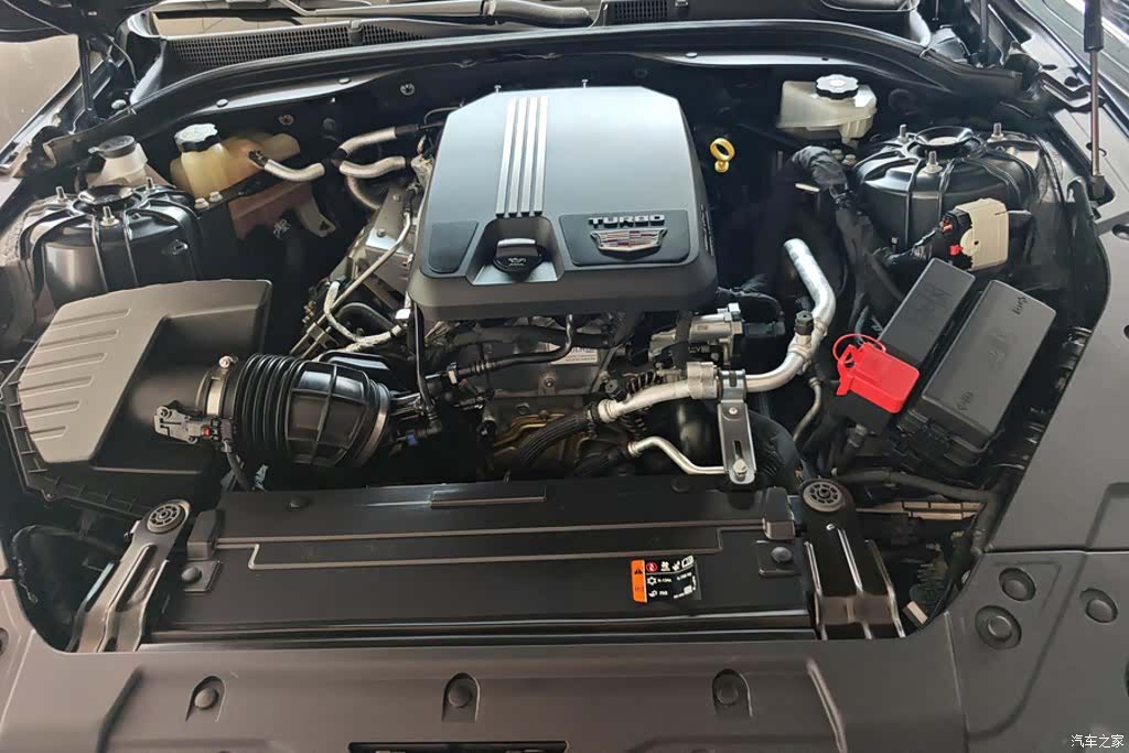 Cadillac CT5, 2021 10