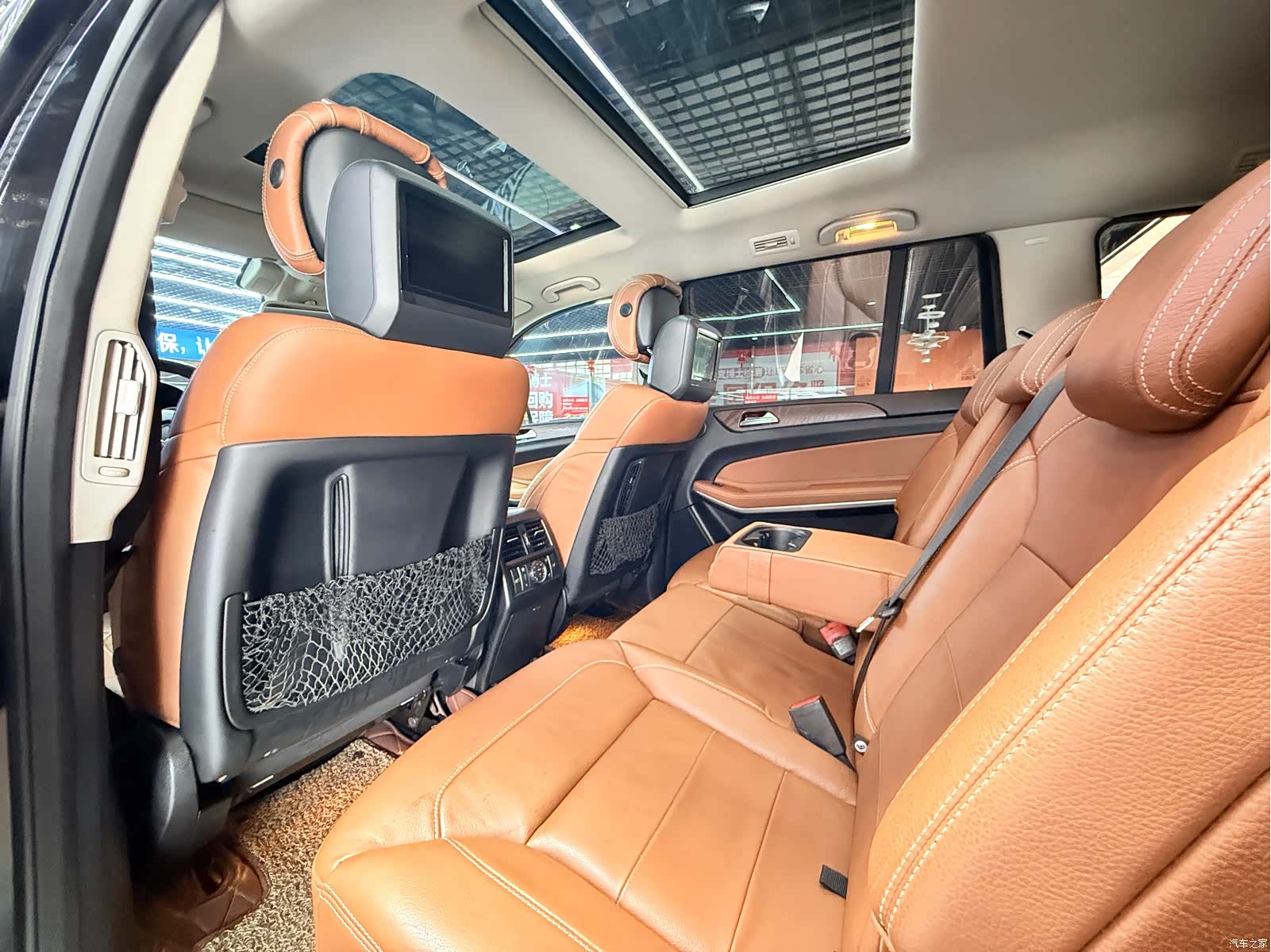 Mercedes-Benz GLS, 2016 10