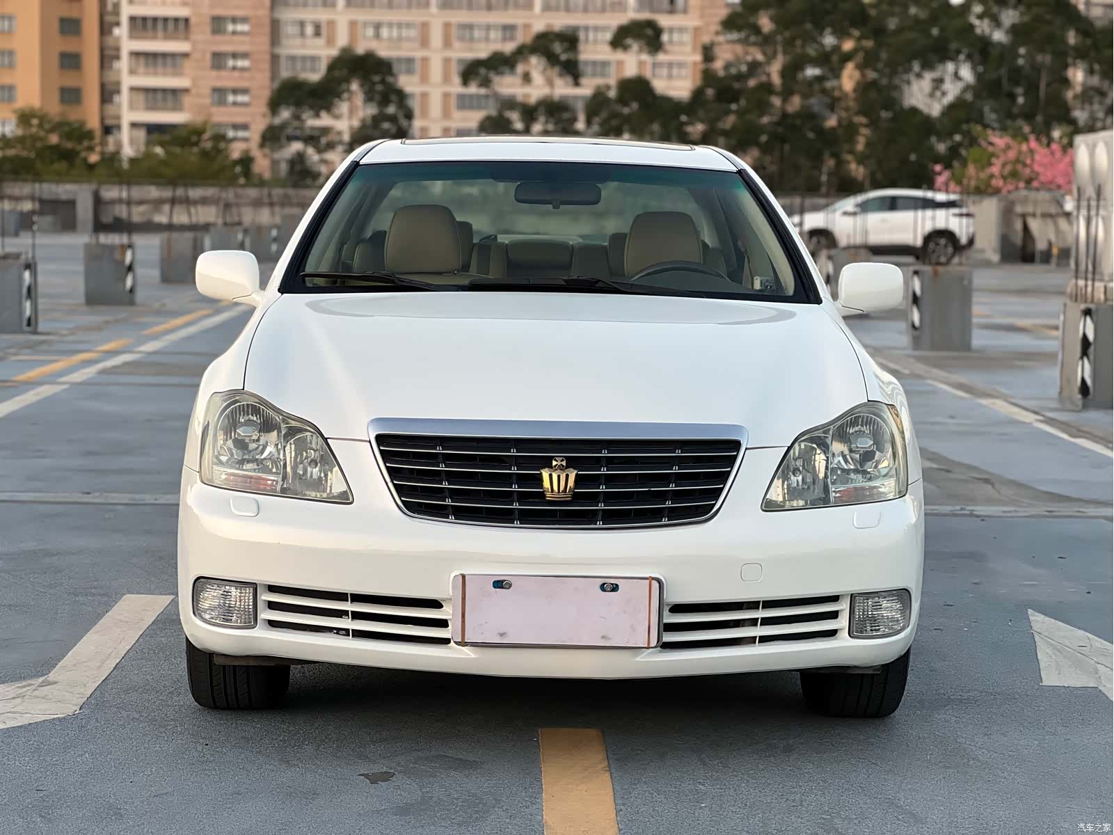 Toyota Crown, 2008 все фото