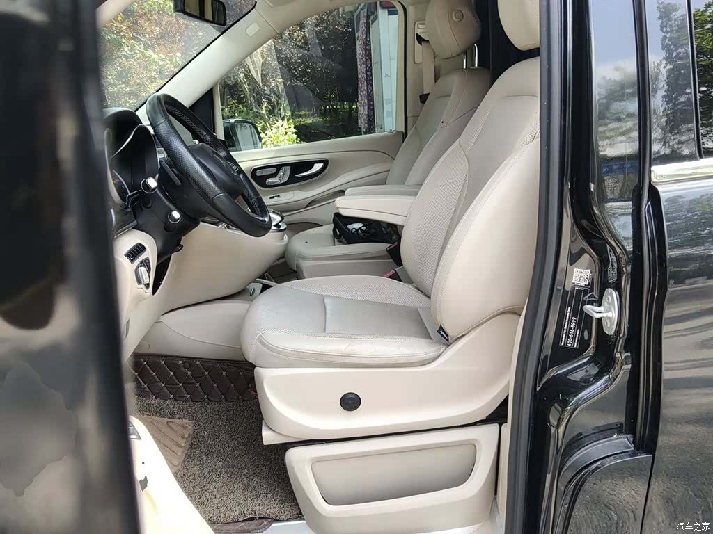 Mercedes-Benz V-Class, 2017 16