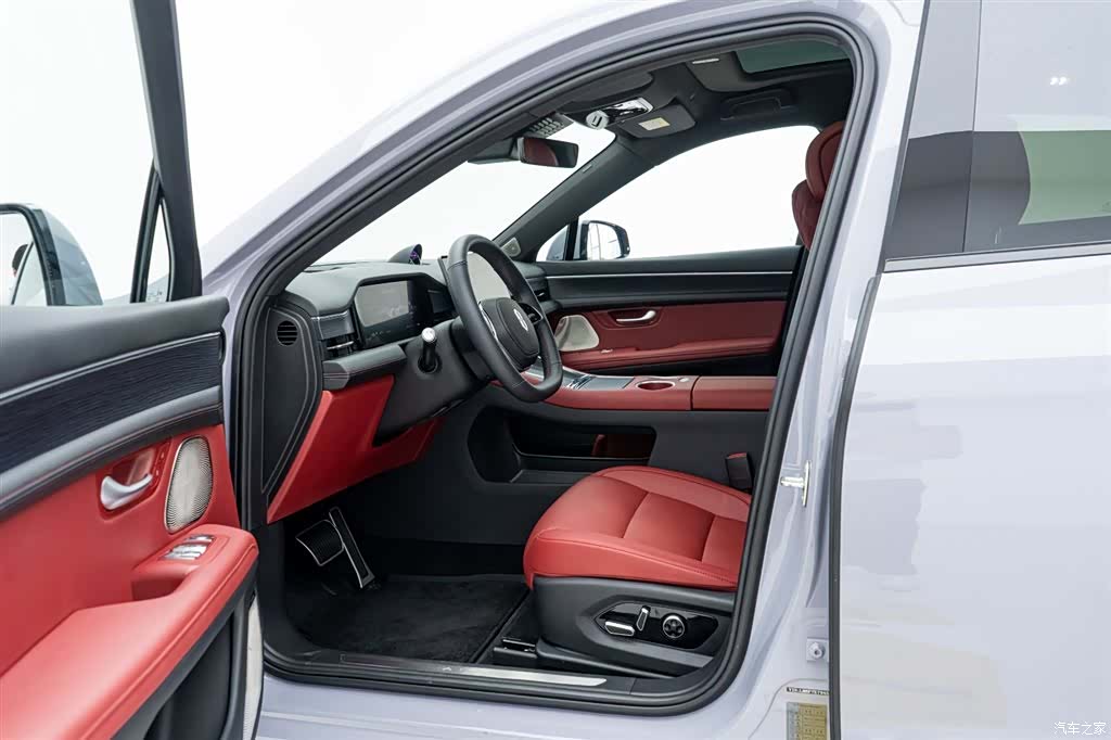 AITO M5, 2025 15
