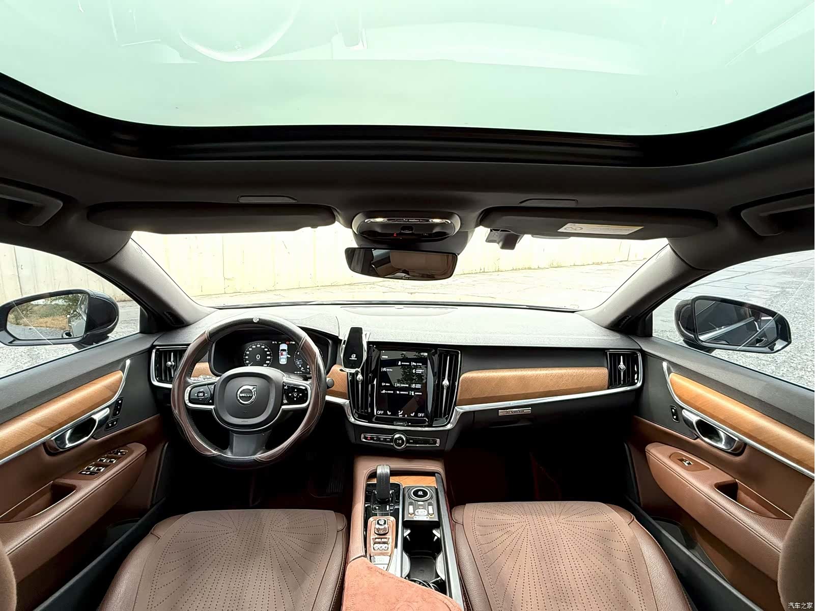 Volvo S90, 2021 все фото