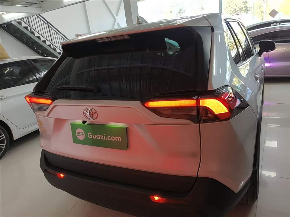 Toyota RAV4 Rongfang