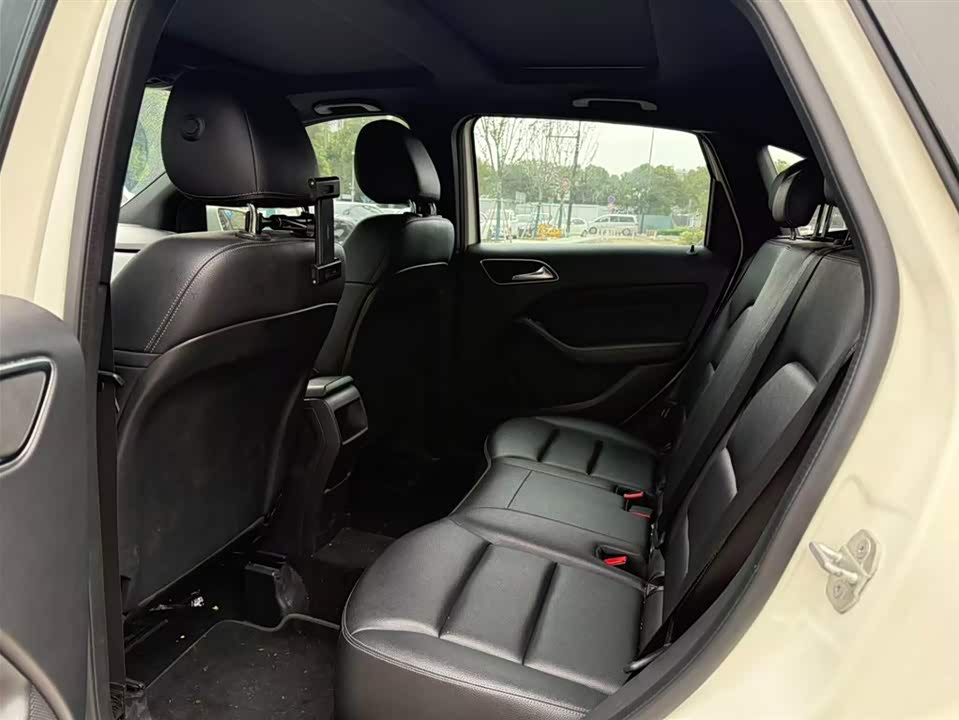 Mercedes-Benz Class B