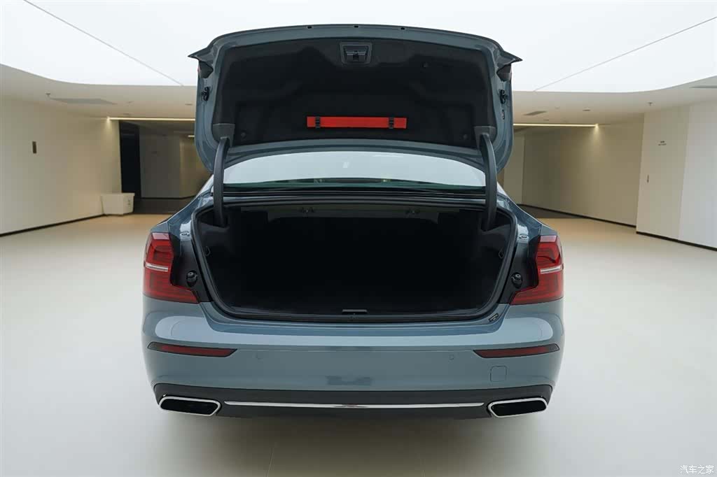 Volvo S60, 2021 6