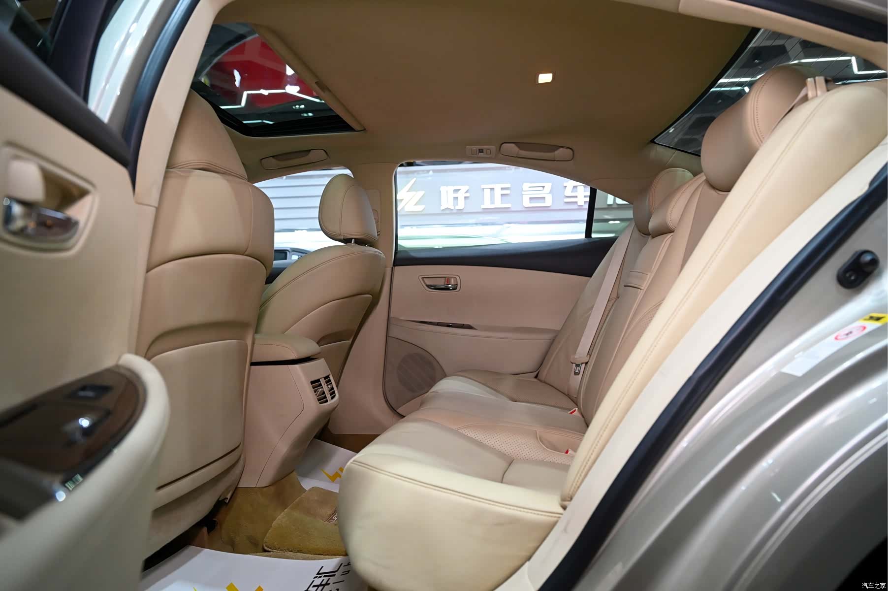 Lexus ES, 2010 13