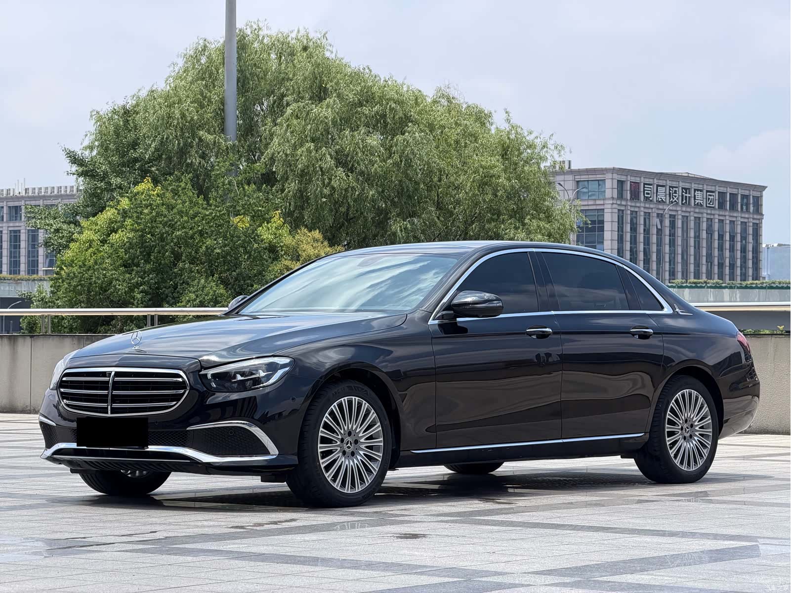 Mercedes-Benz E-Class, 2021 1