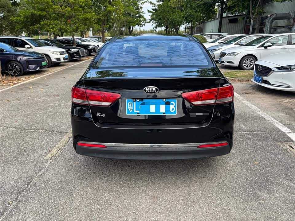 Kia K4