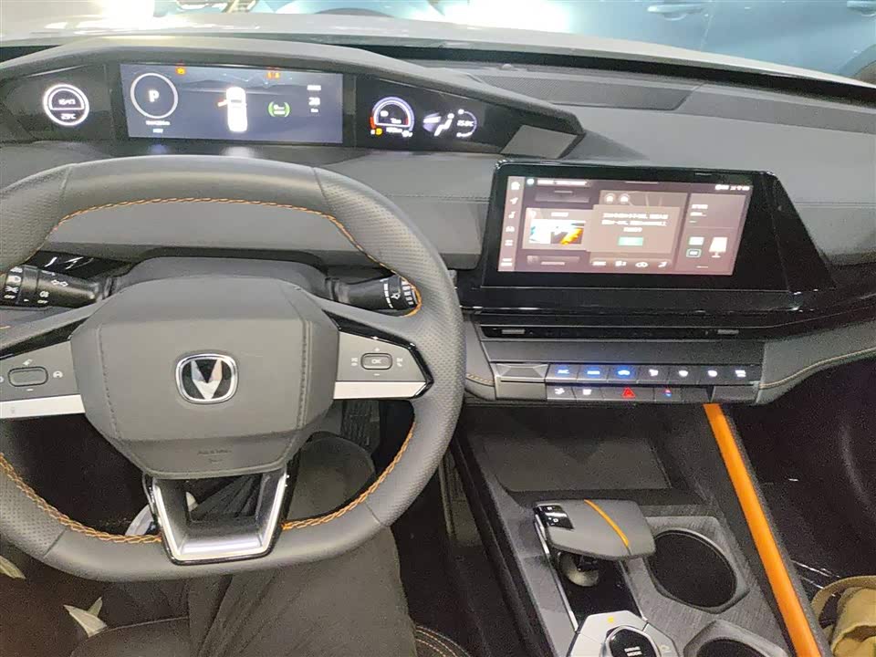 Changan UNI-V Smart iDD