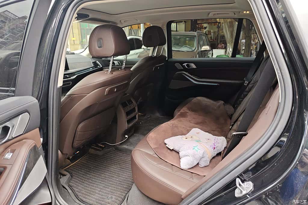 BMW X5, 2024 11