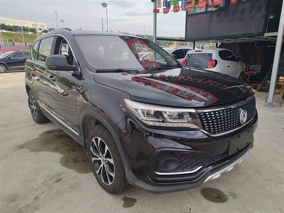 Forthing Jingyi X5 Forthing Jingyi X5