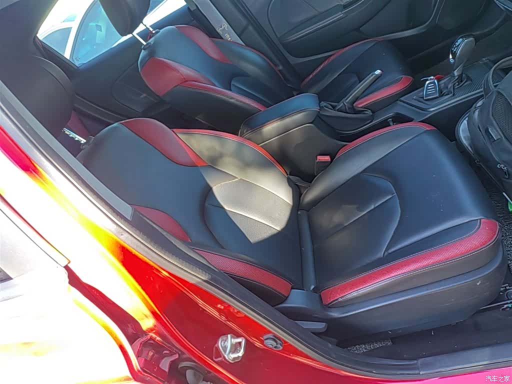 DongFeng U5, 2018 25