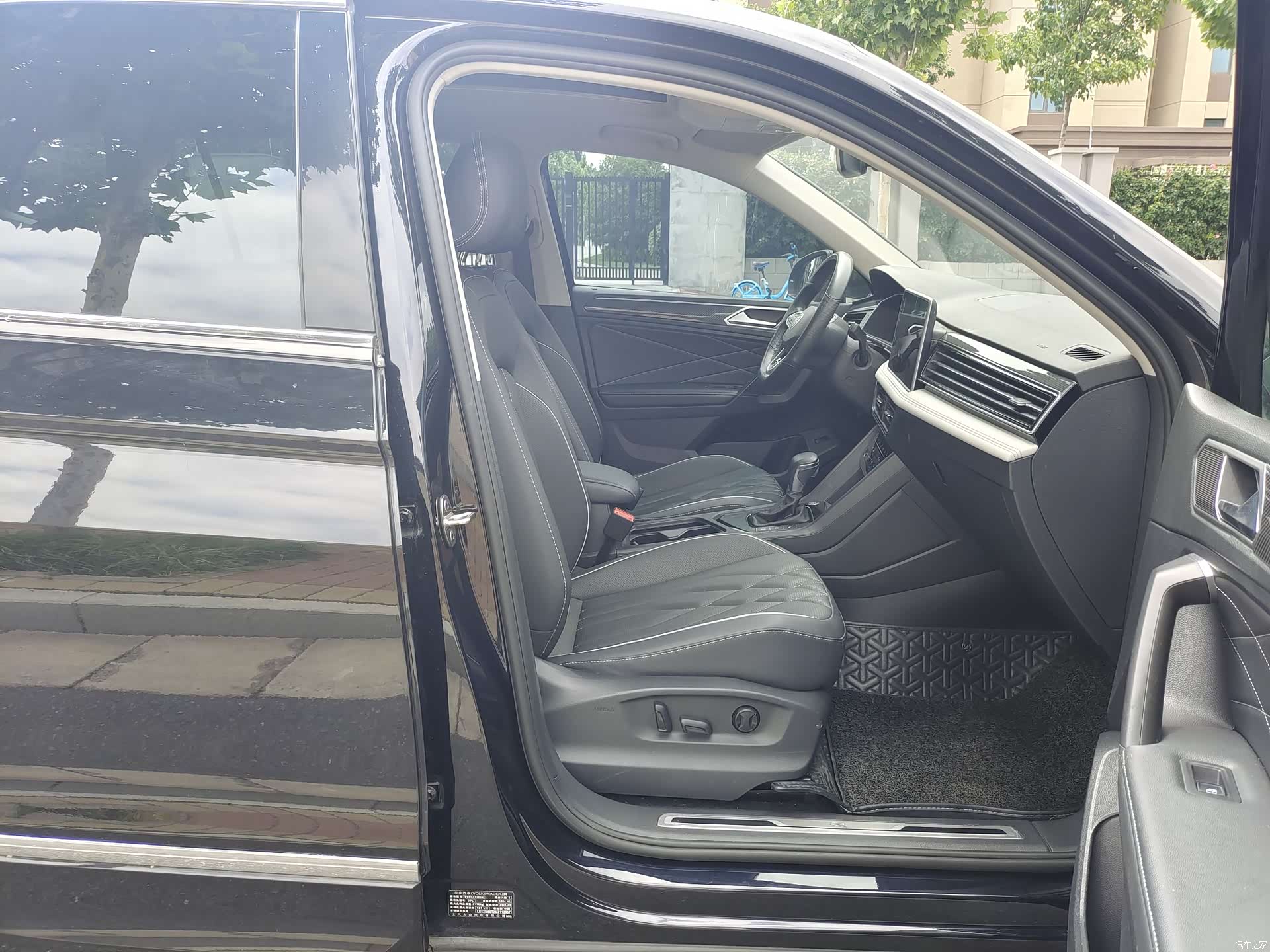 Volkswagen Tiguan L, 2021 13