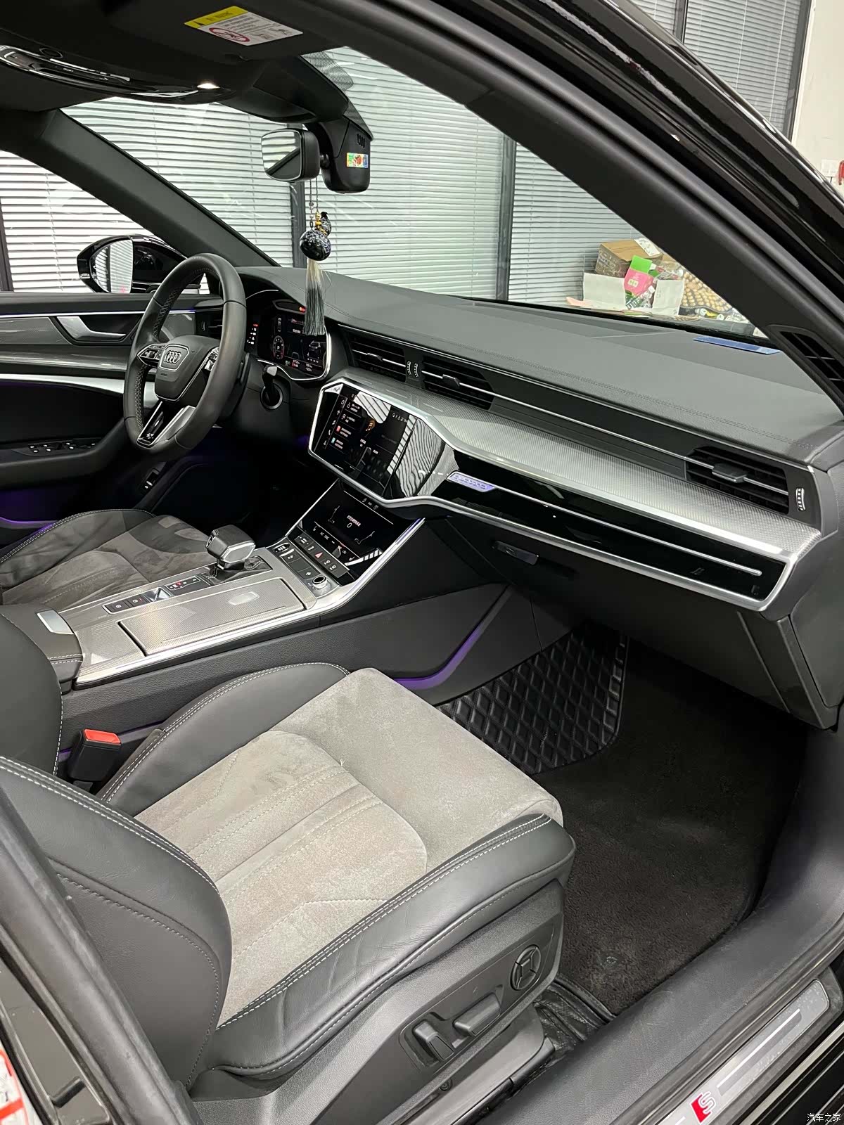 Audi A6L, 2021 13