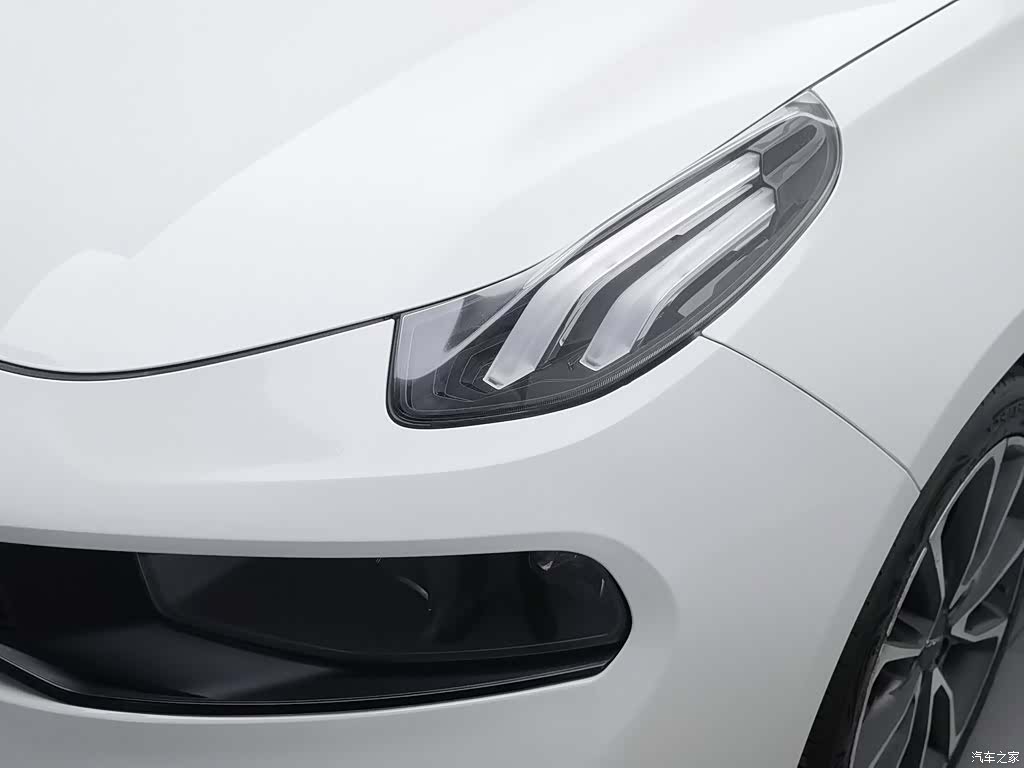 Lynk & Co 01, 2020 7