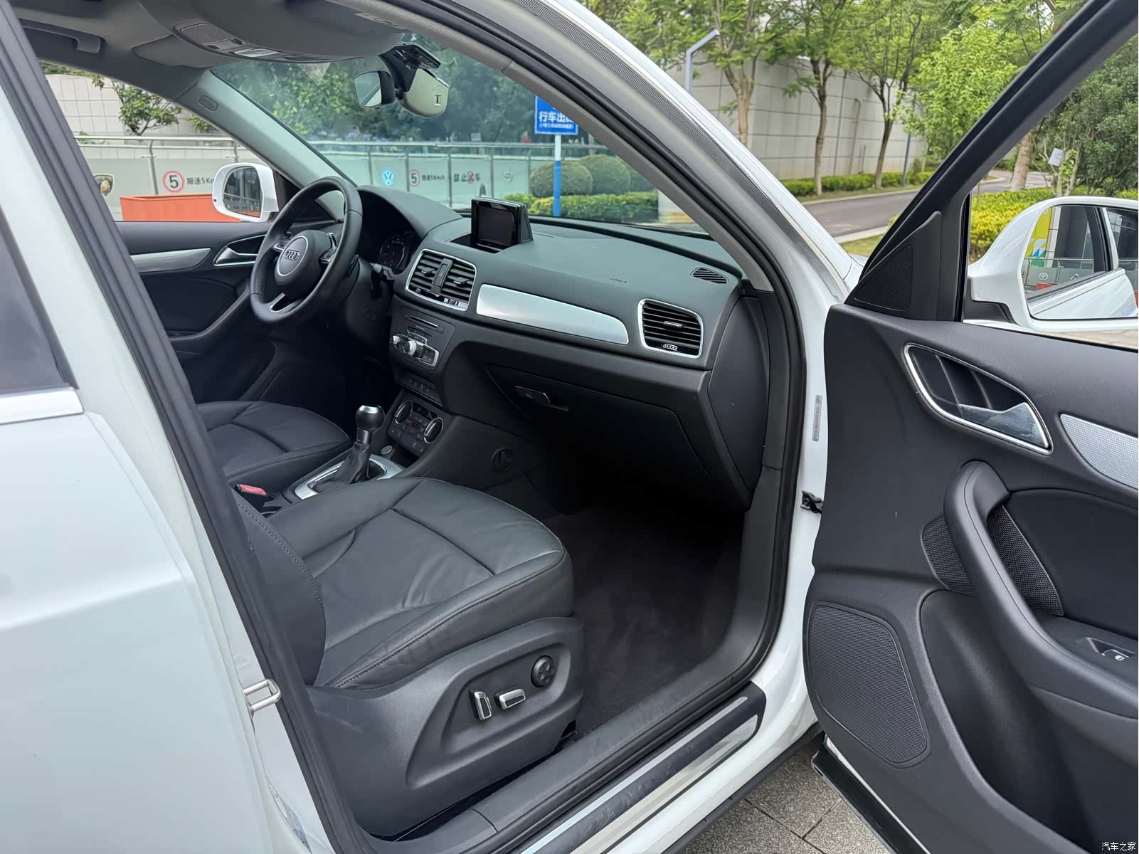 Audi Q3, 2017 44