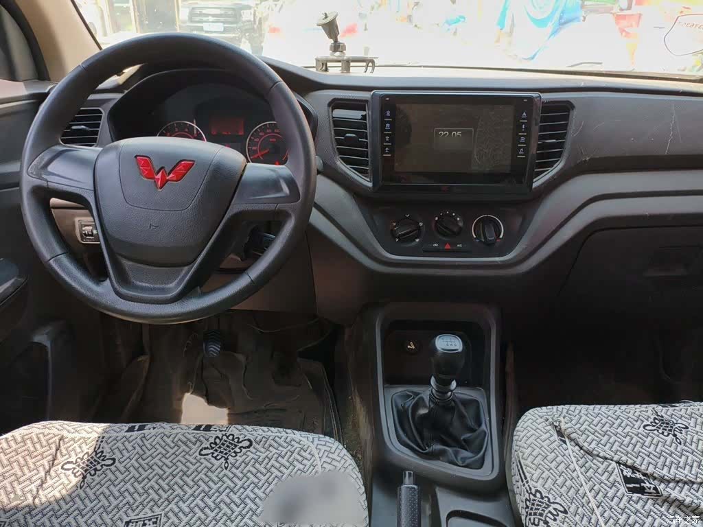 Wuling Hongguang, 2022 13