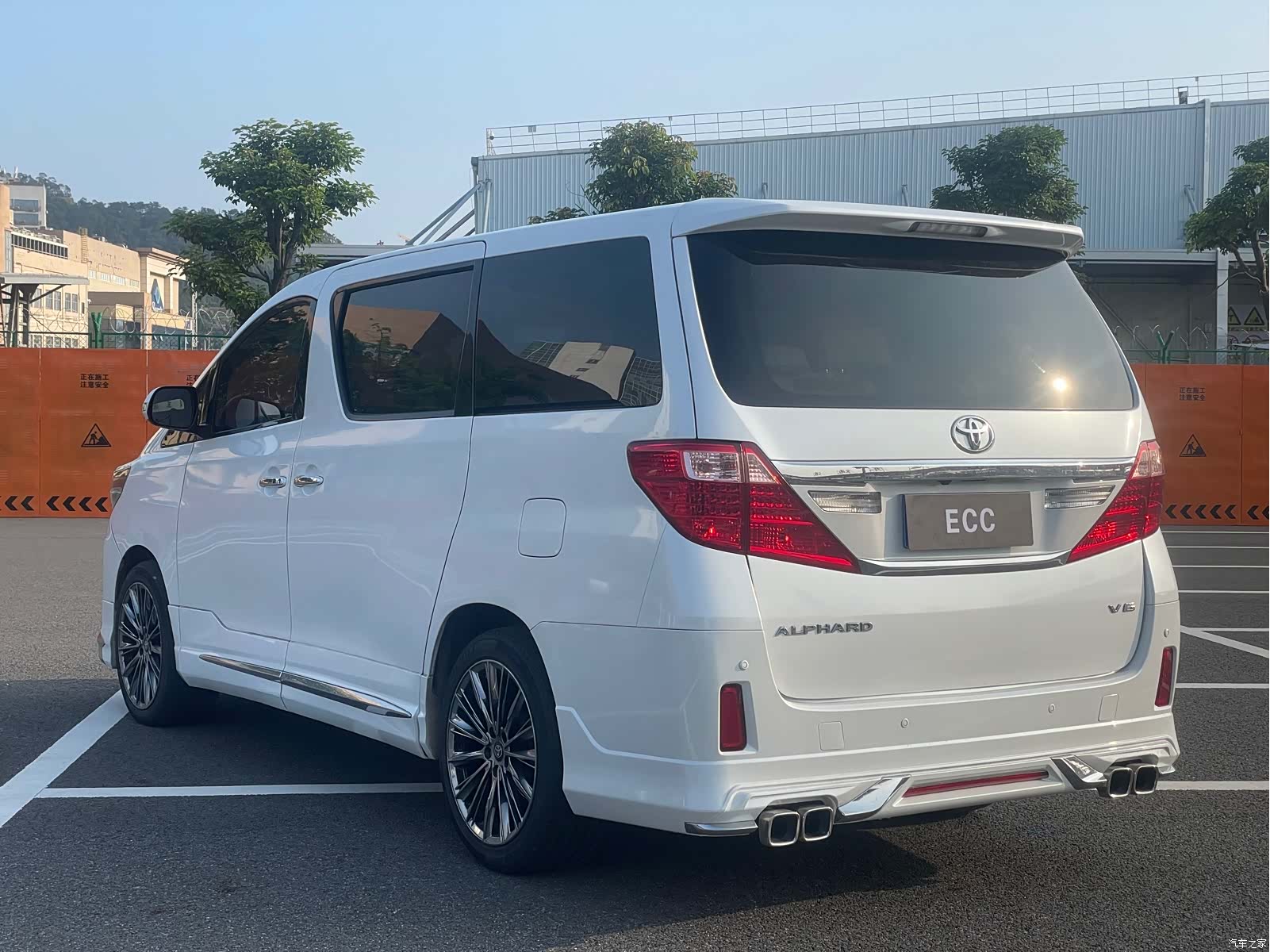 Toyota Alphard, 2013 7
