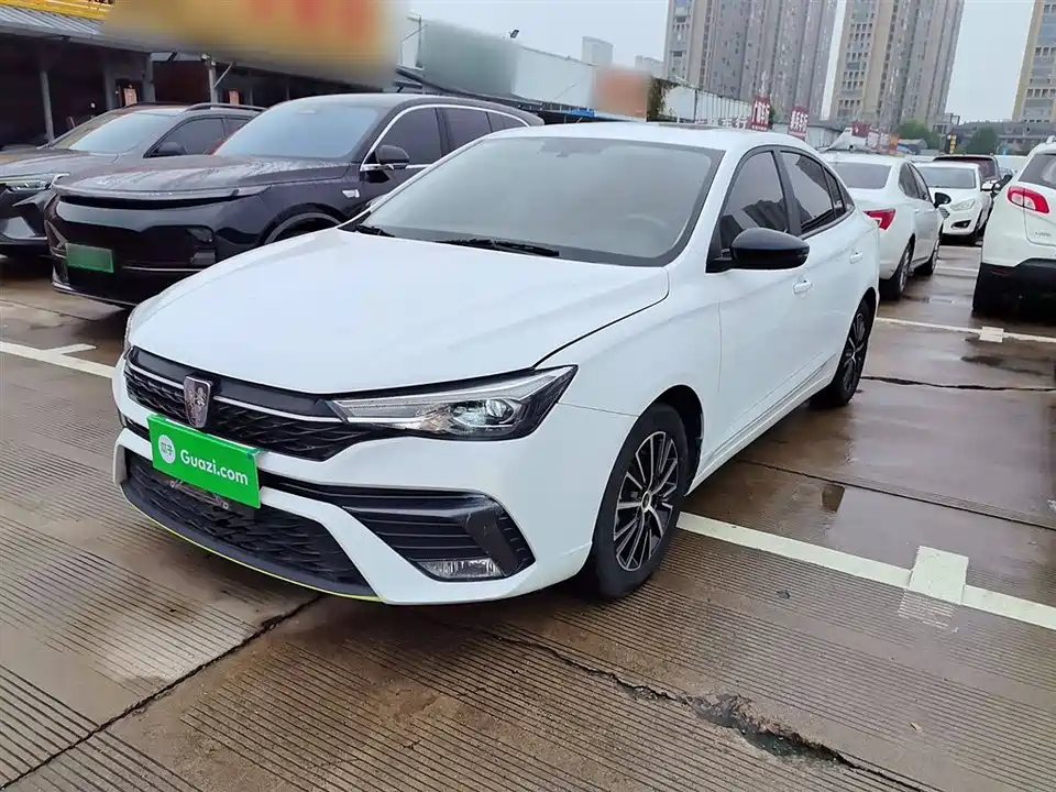 Roewe i5