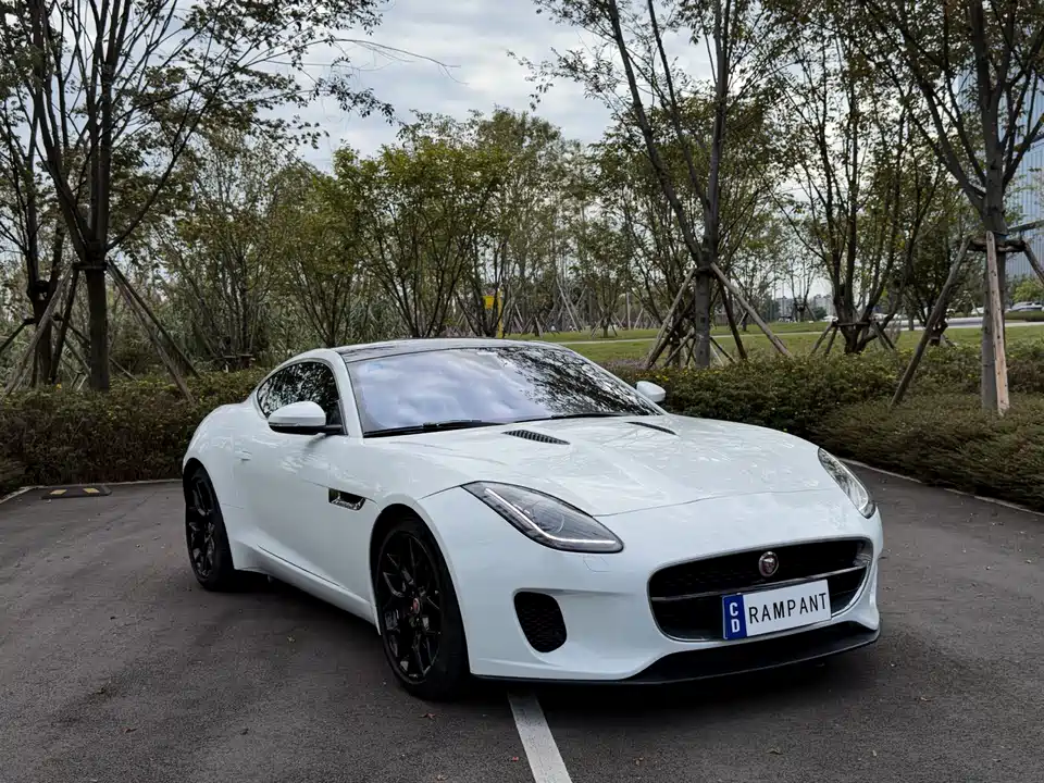 Jaguar F-TYPE