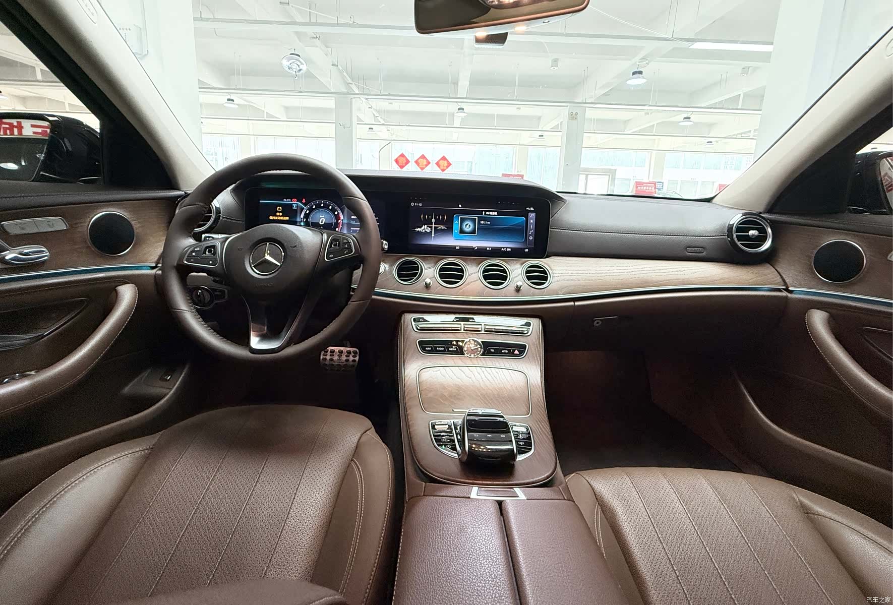 Mercedes-Benz E-Class, 2018 12