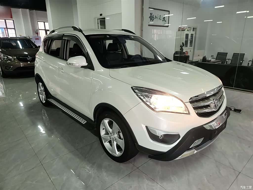 Changan CS35, 2015 4