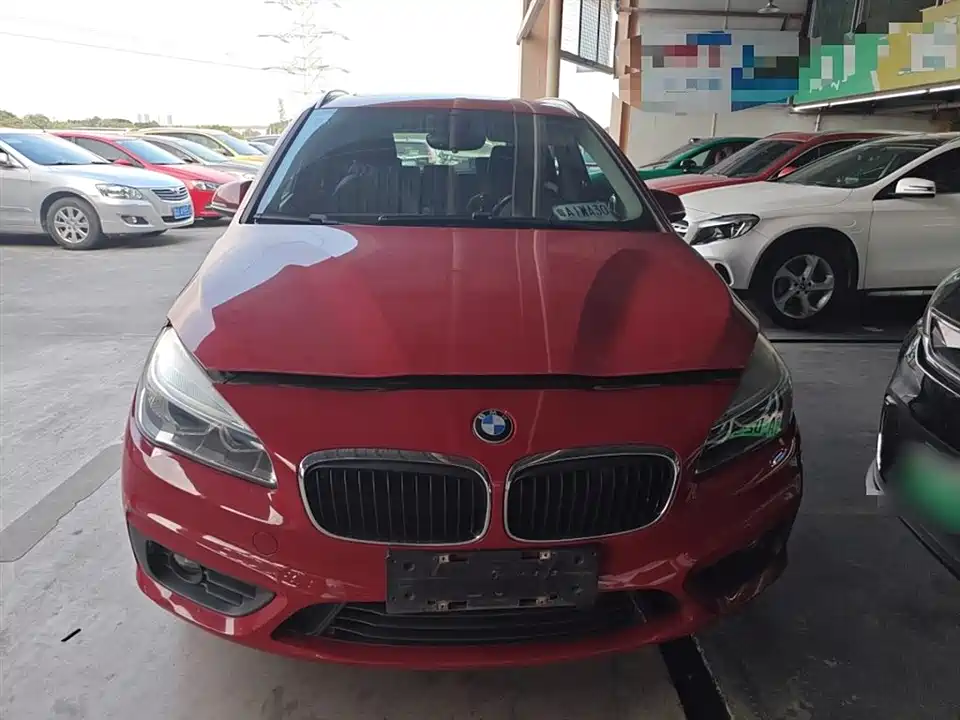 BMW 2 series station wagon