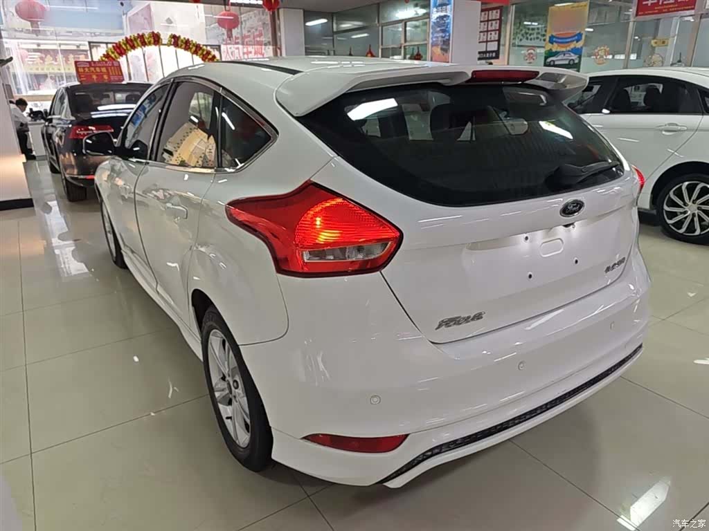 Ford Focus, 2018 все фото