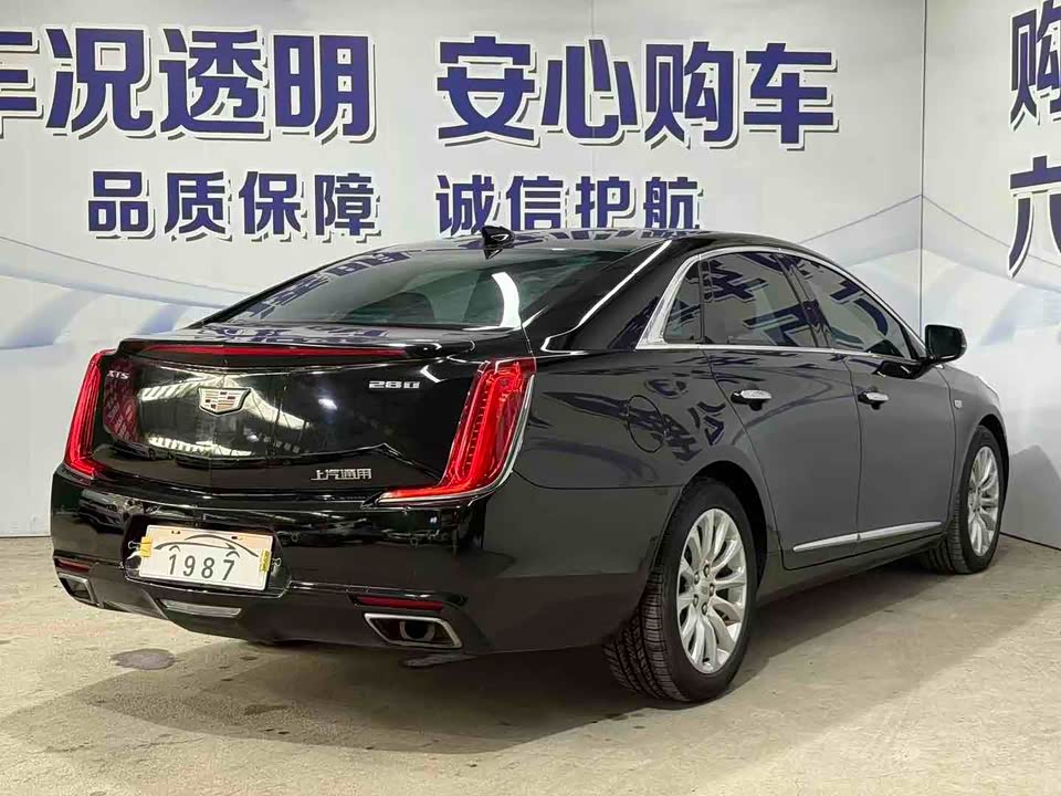 Cadillac XTS