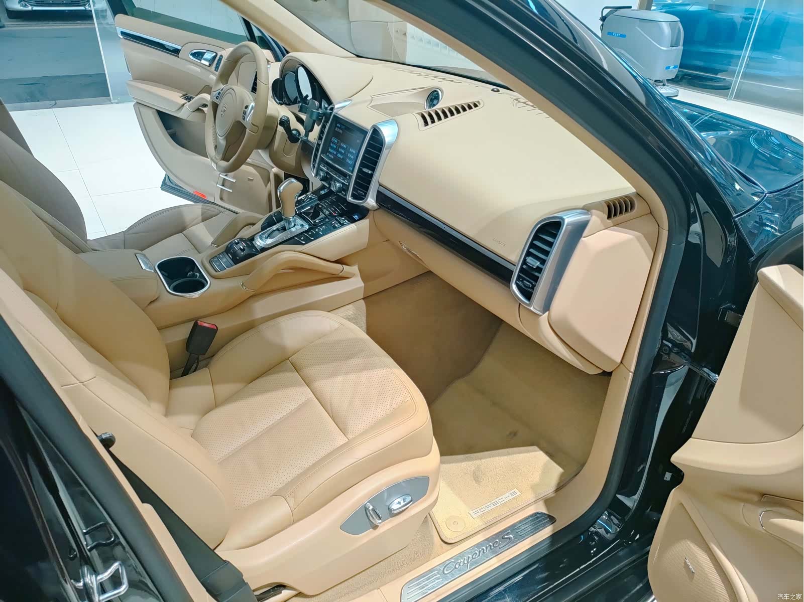 Porsche Cayenne, 2013 10