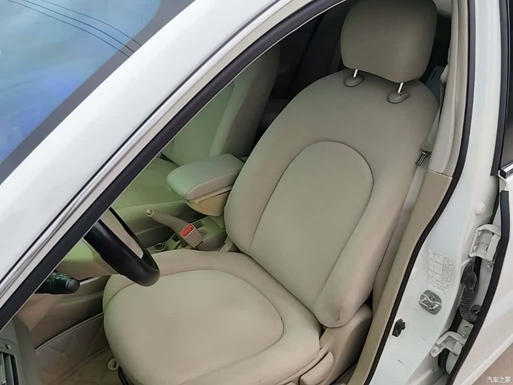 Nissan Sylphy, 2016 15