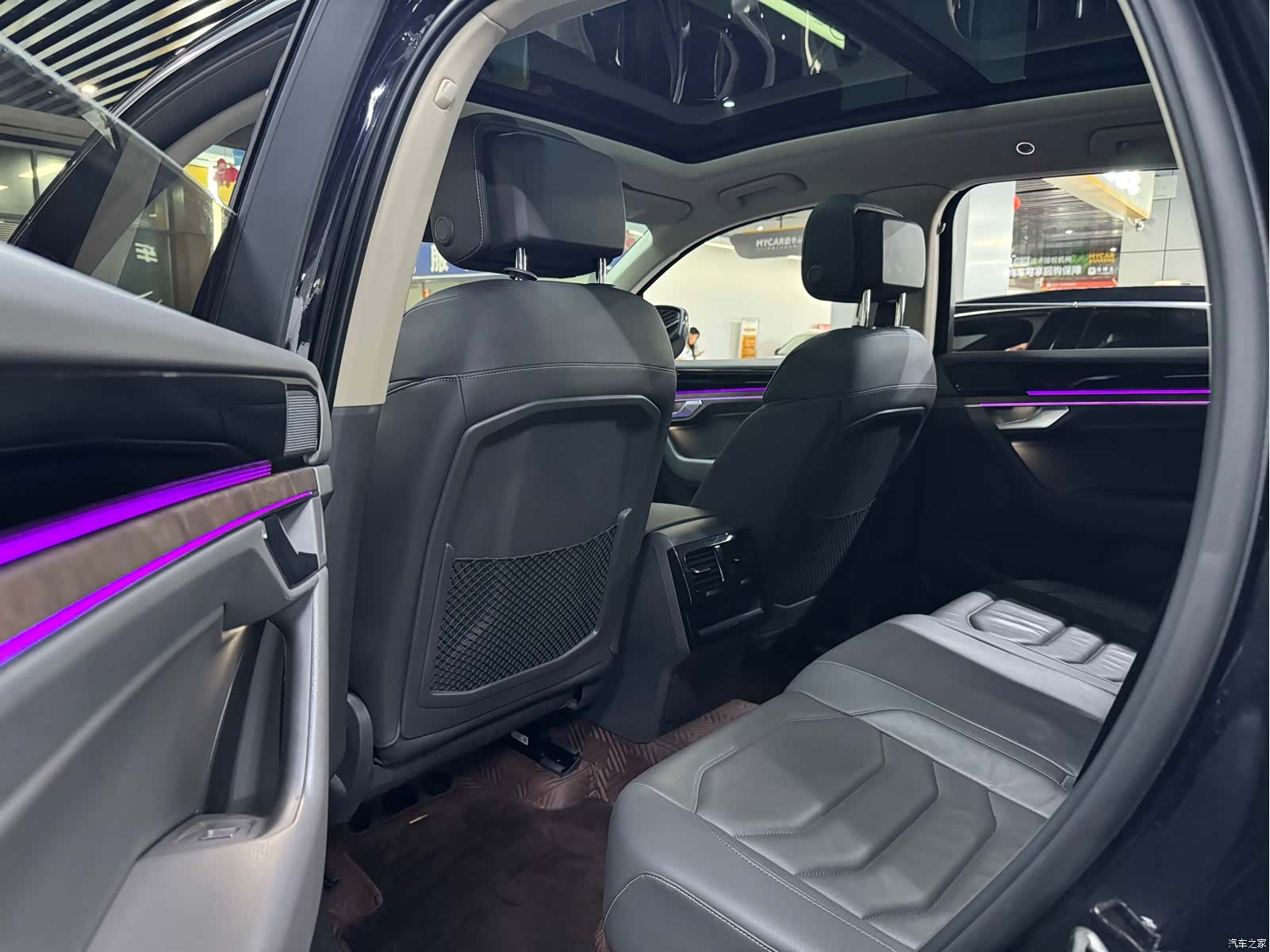 Volkswagen Touareg, 2020 14