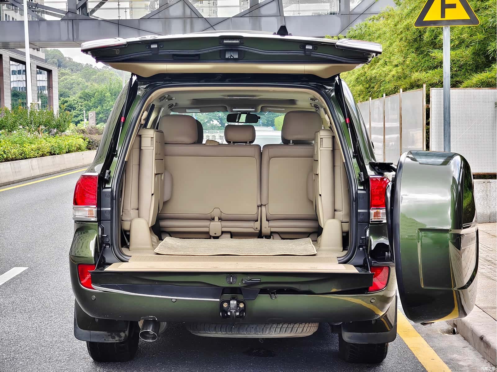 Toyota Land Cruiser, 2012 11