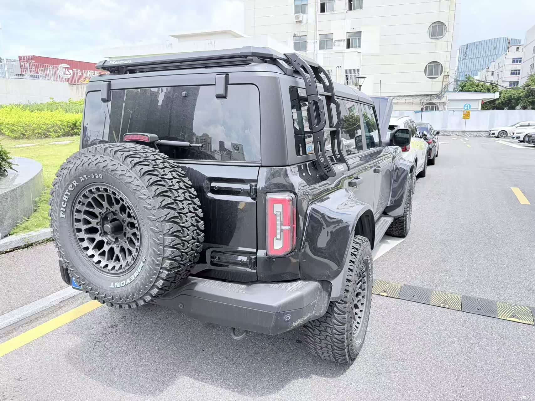 Ford Bronco, 2025 8